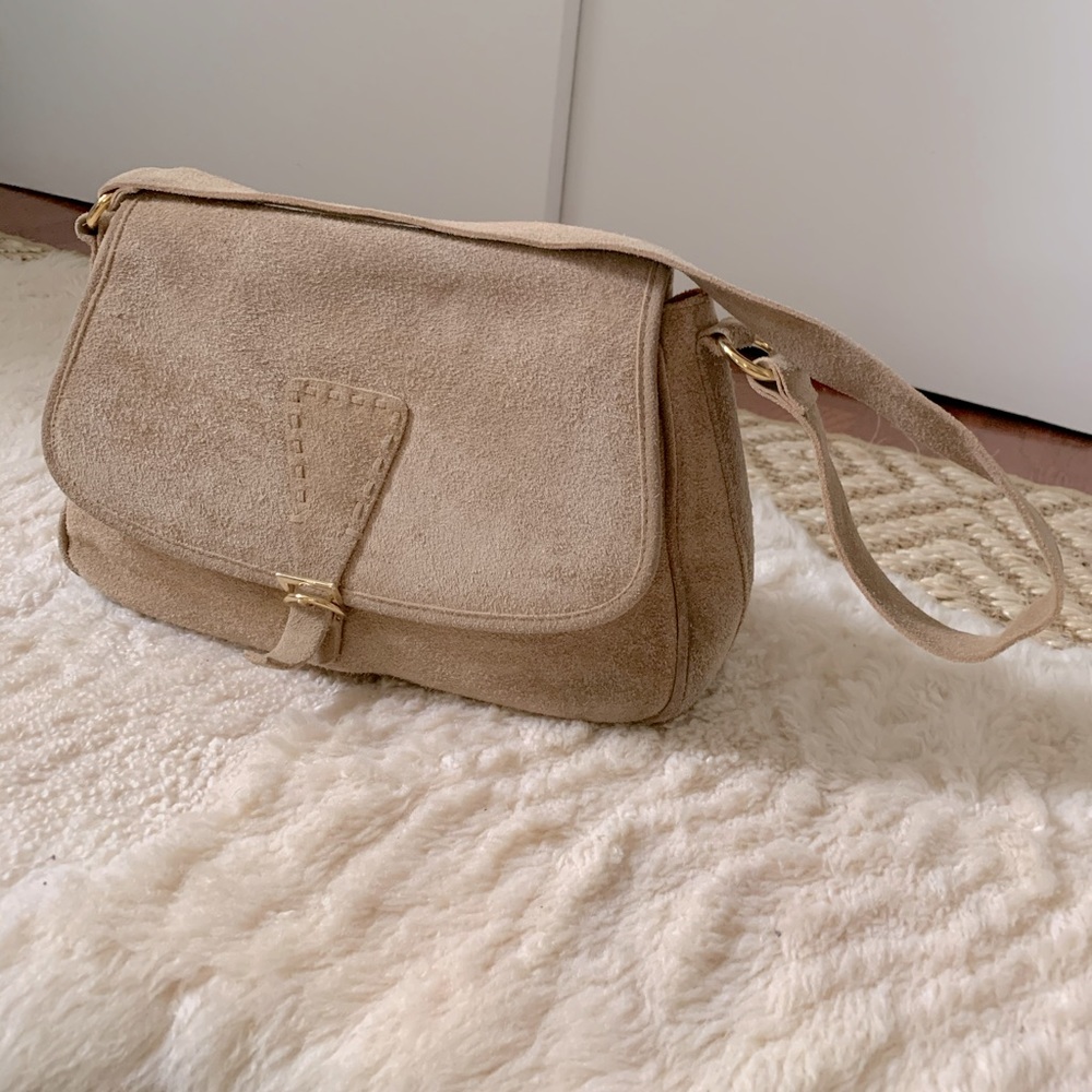Adorable Vintage Suede Should Bag 💕